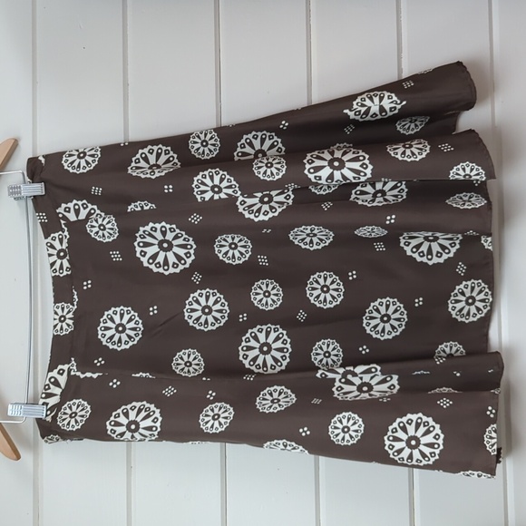 Silk flowy skirt, size 11/12 , fully lined - Picture 2 of 5